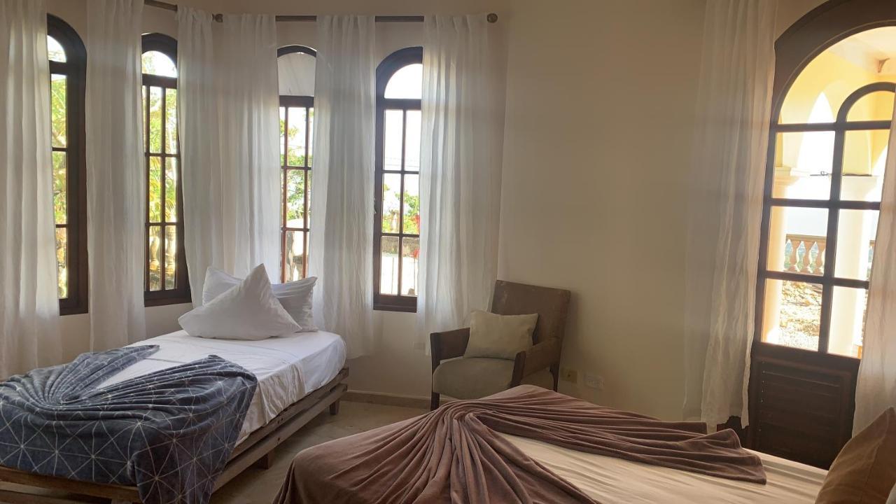 El Castillo Tropical Cabrera Extérieur photo