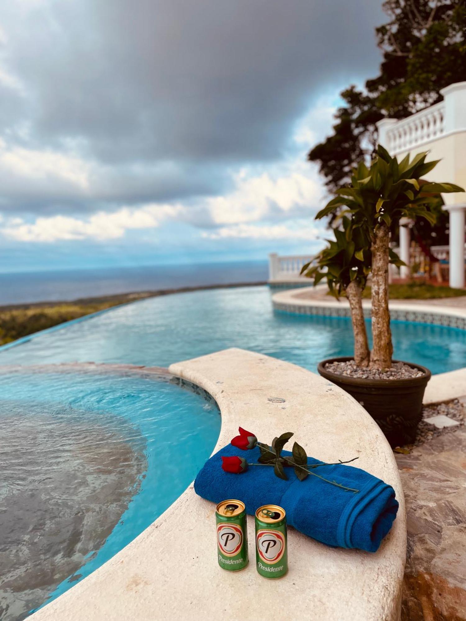 El Castillo Tropical Cabrera Extérieur photo
